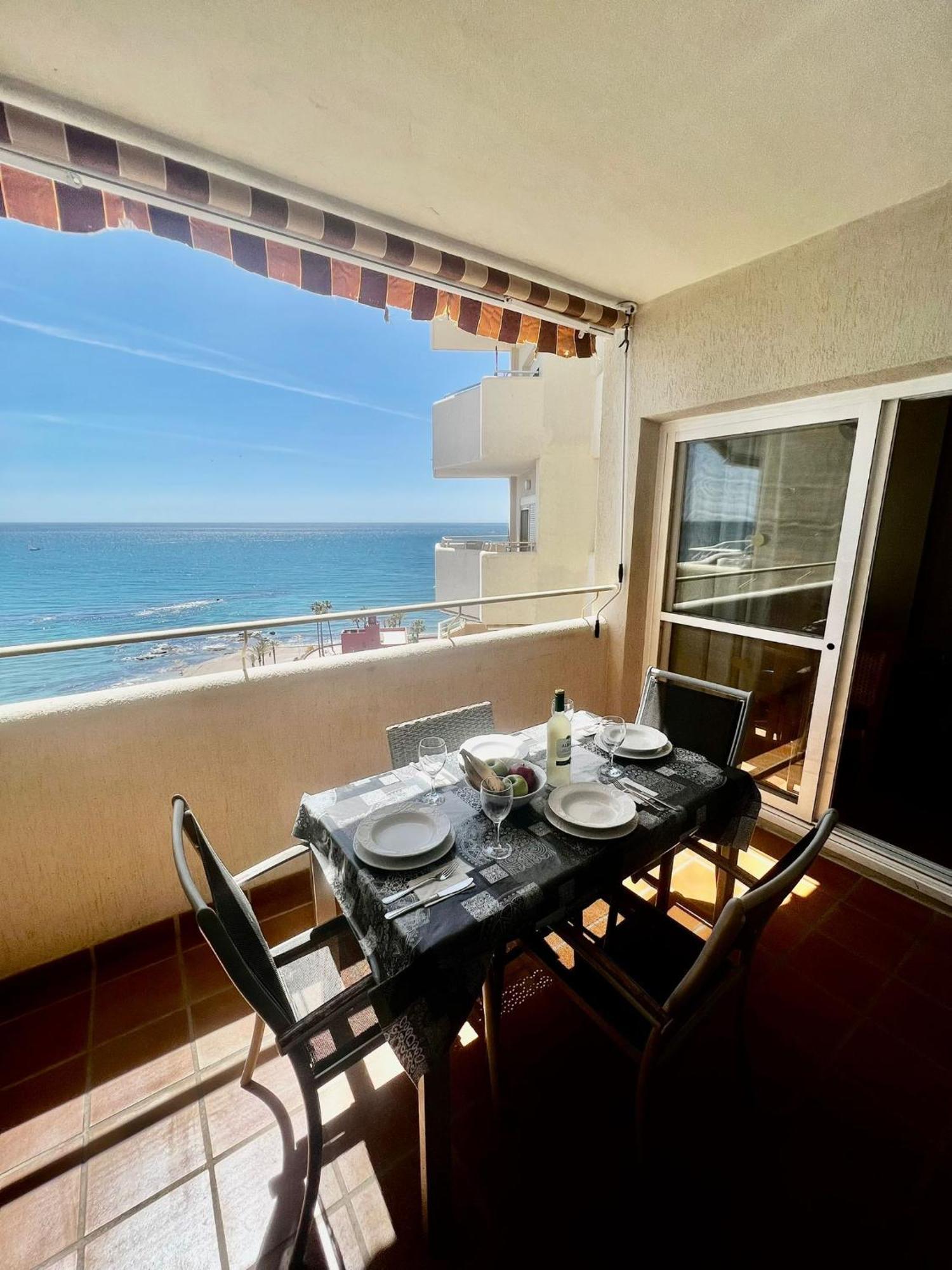Benalbeach Front Benalmádena